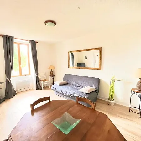 Holiday home La Tour Carree De Nontron, Sleeps 12 *