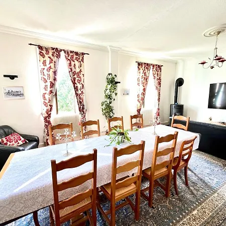 Holiday home La Tour Carree De Nontron, Sleeps 12