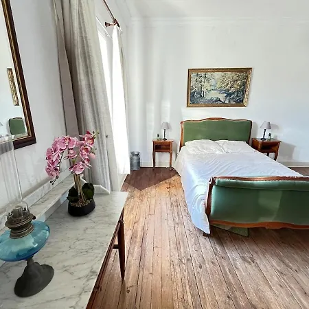 Holiday home La Tour Carree De Nontron, Sleeps 12 Nontron