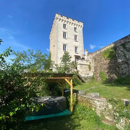 Holiday home La Tour Carree De Nontron, Sleeps 12